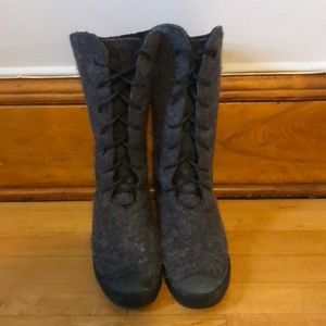 Patagonia shin high felt boots